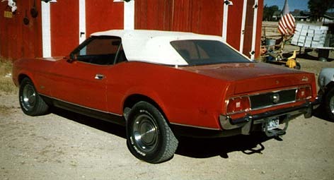 Mustang Convertible Deluxe
